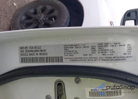 2024 Ram 2500 Tradesman 4X4 6'4 Box из США, поврежденный, VIN 3C6UR5CJ6RG186121